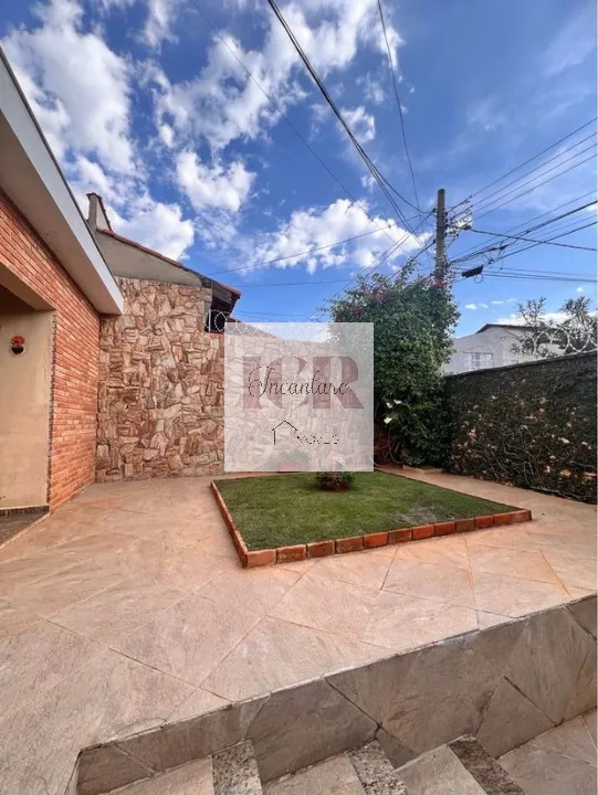 Casa à venda com 3 quartos, 140m² - Foto 2