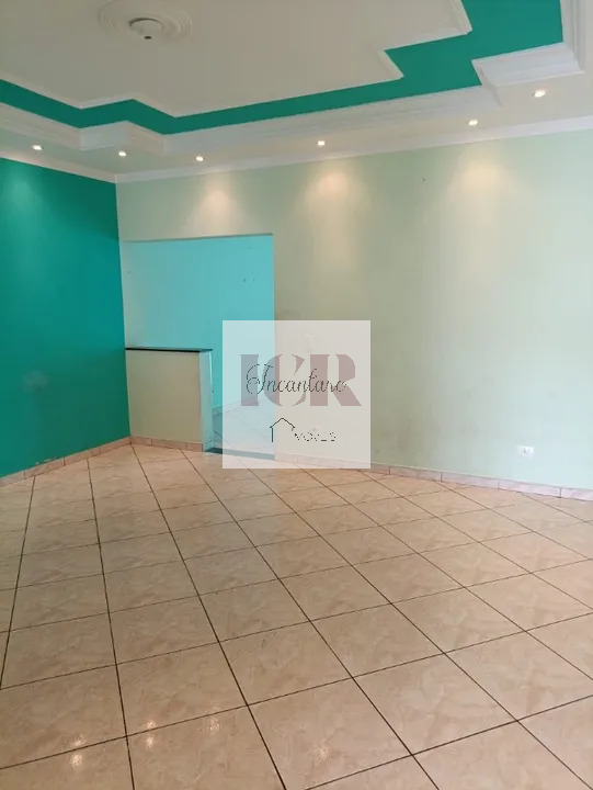 Casa à venda com 2 quartos, 100m² - Foto 2