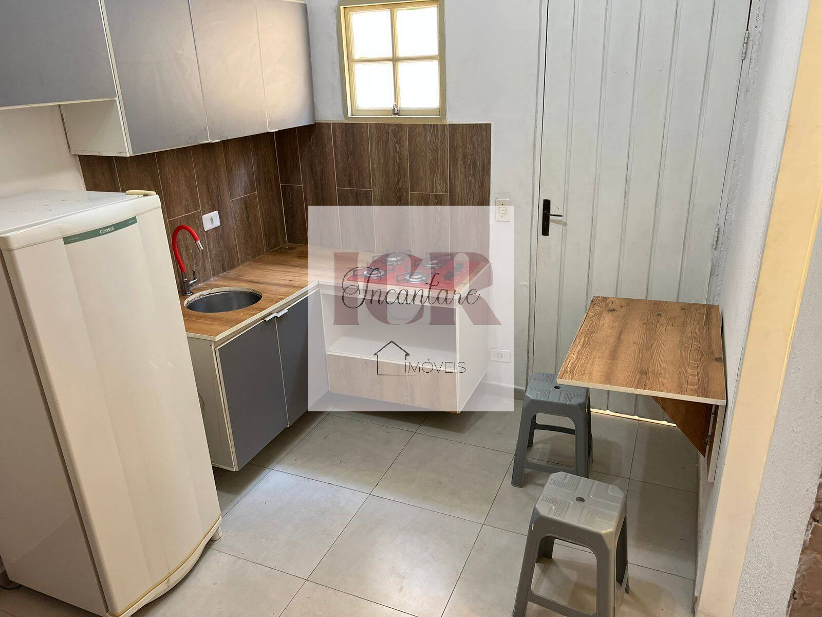 Apartamento à venda com 1 quarto, 45m² - Foto 1