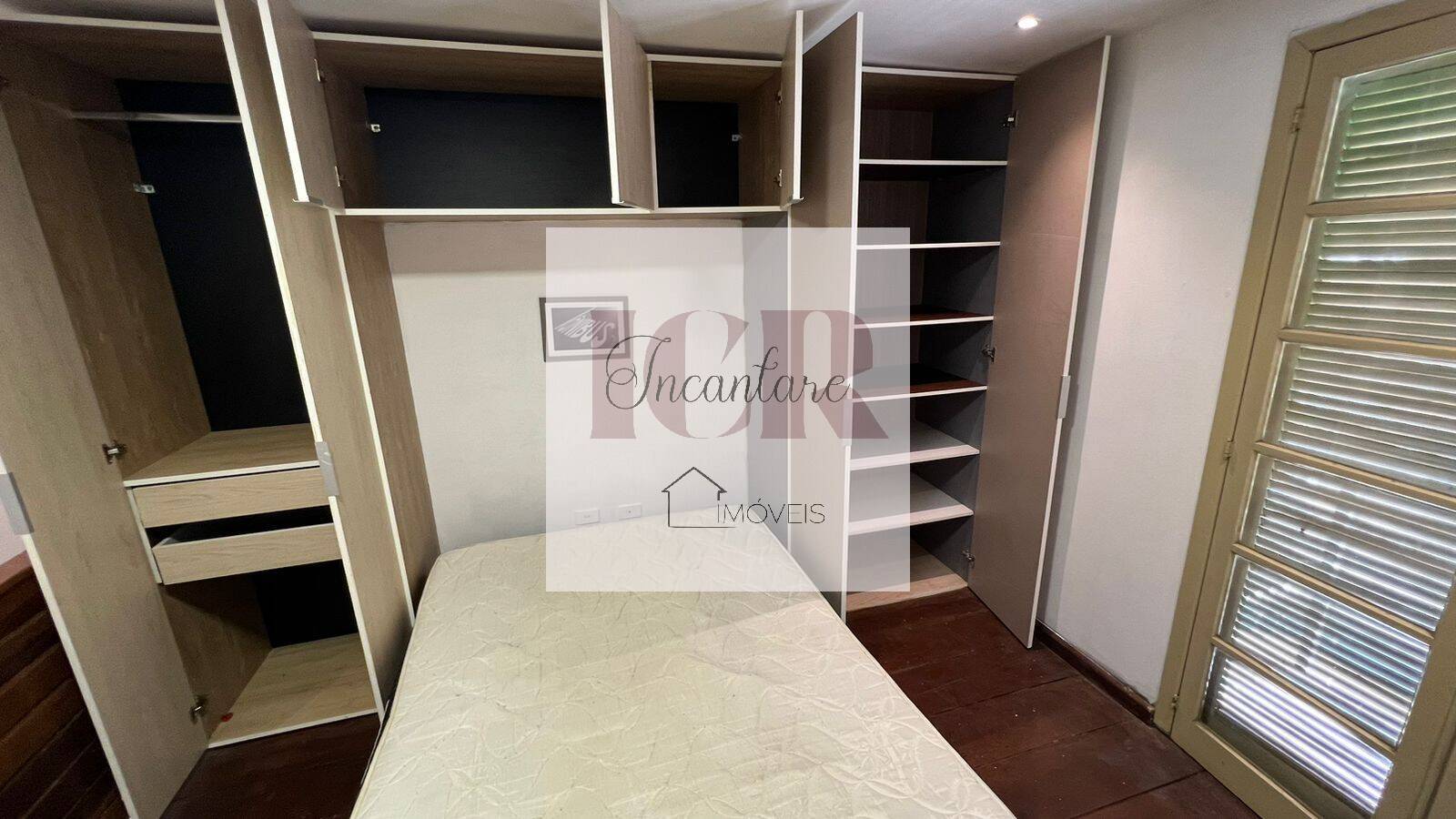 Apartamento à venda com 1 quarto, 45m² - Foto 12