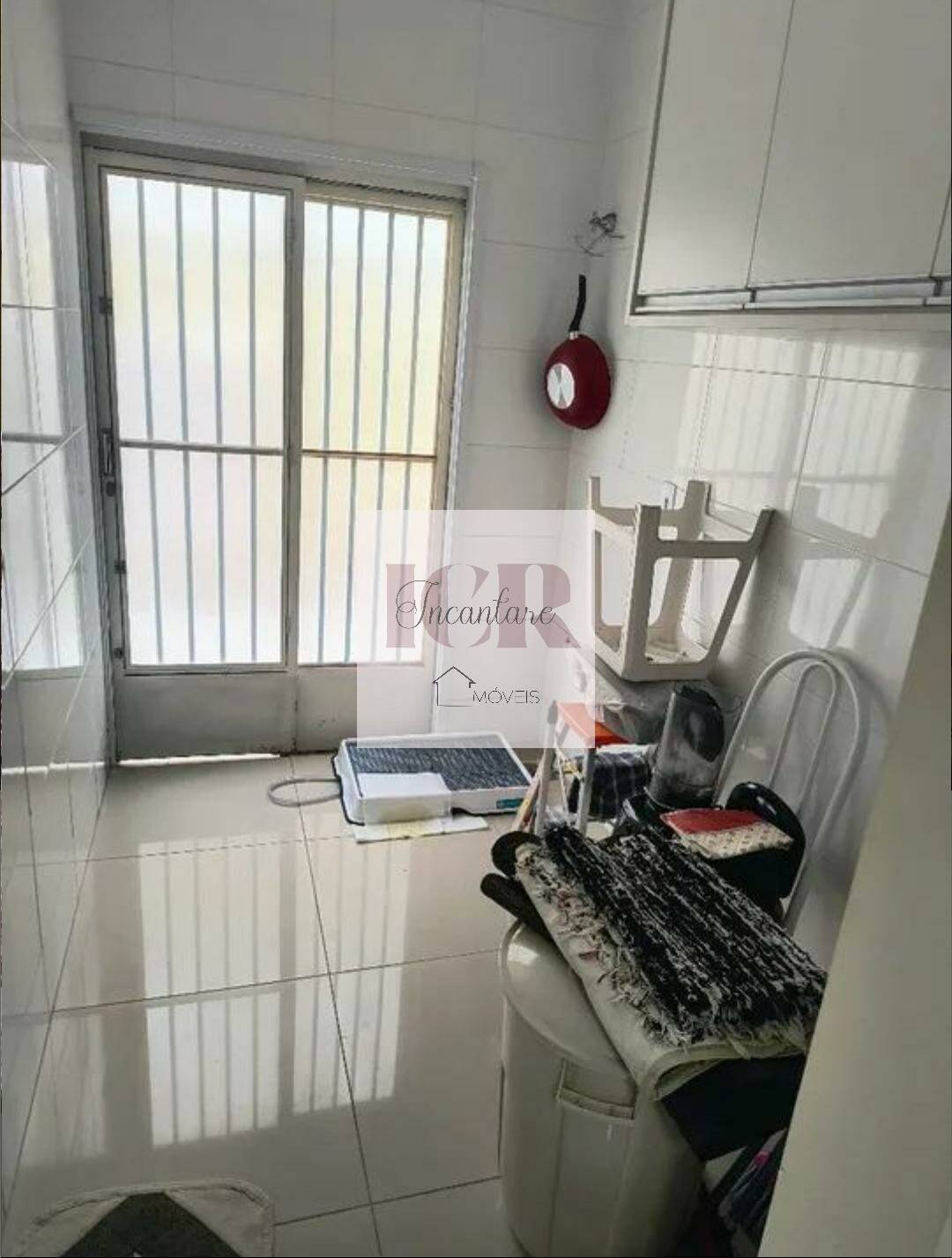 Apartamento à venda com 1 quarto, 60m² - Foto 4