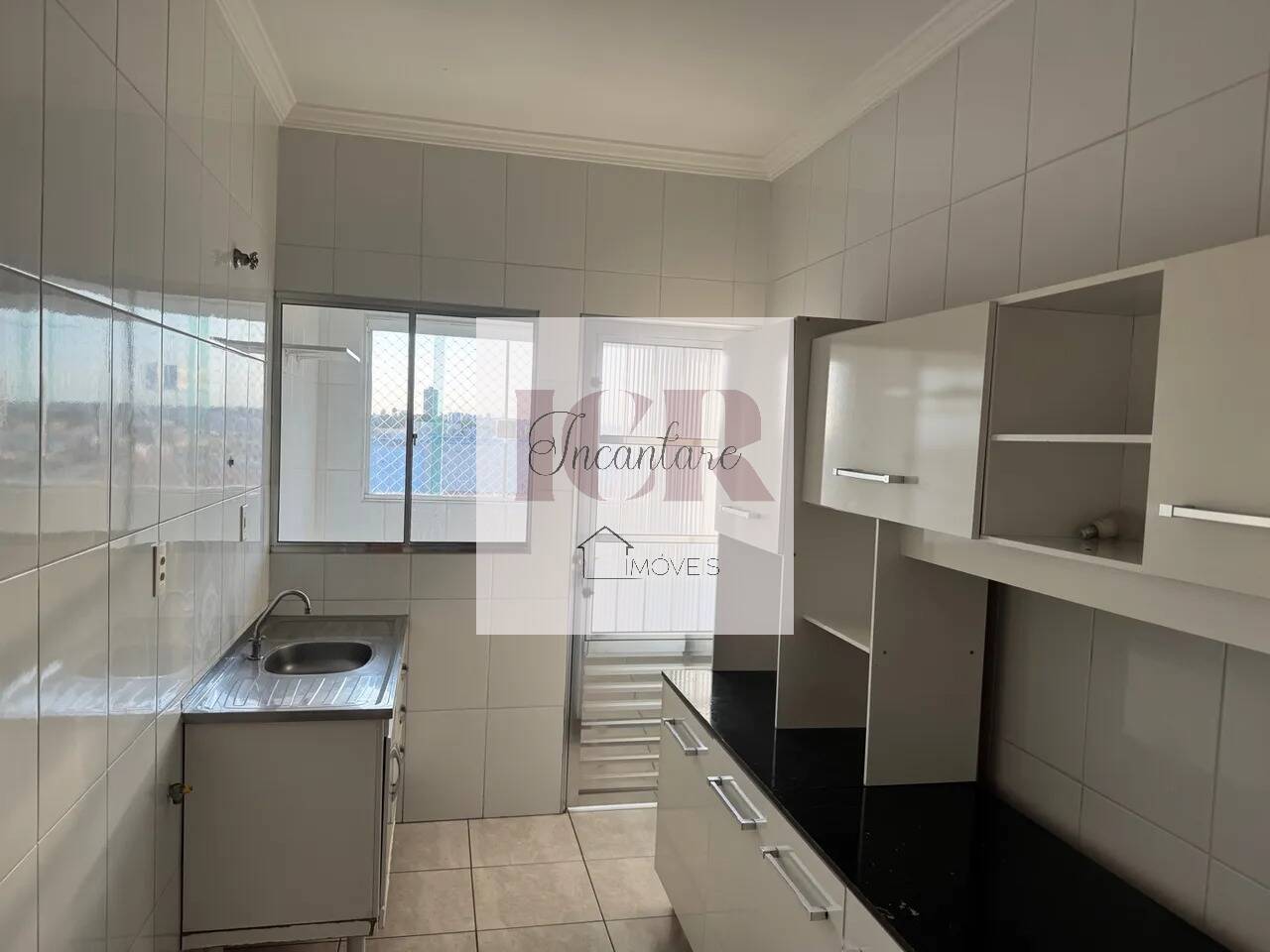 Apartamento à venda com 2 quartos, 70m² - Foto 9