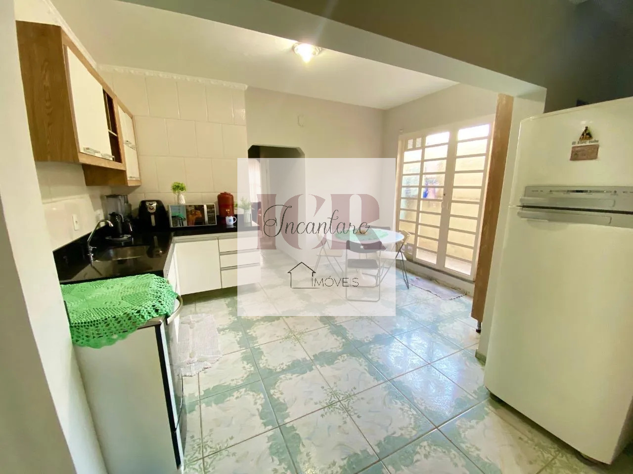 Sobrado à venda com 4 quartos, 140m² - Foto 1