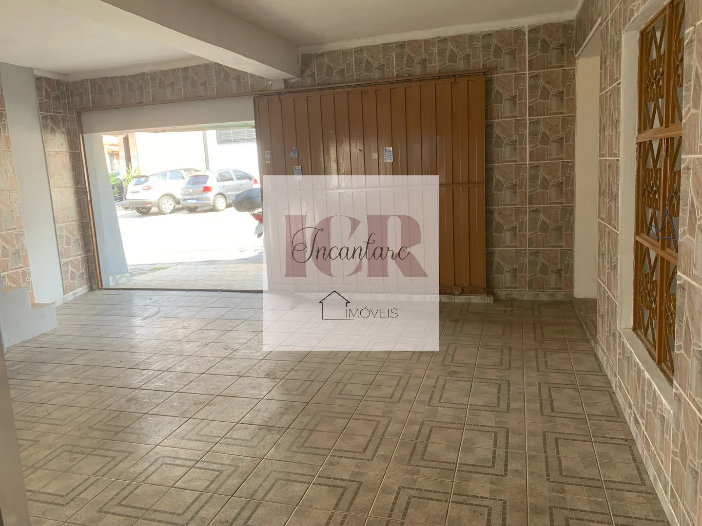 Casa à venda com 3 quartos, 190m² - Foto 1