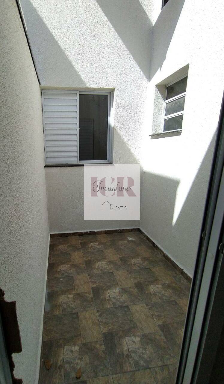 Casa à venda com 2 quartos, 65m² - Foto 18