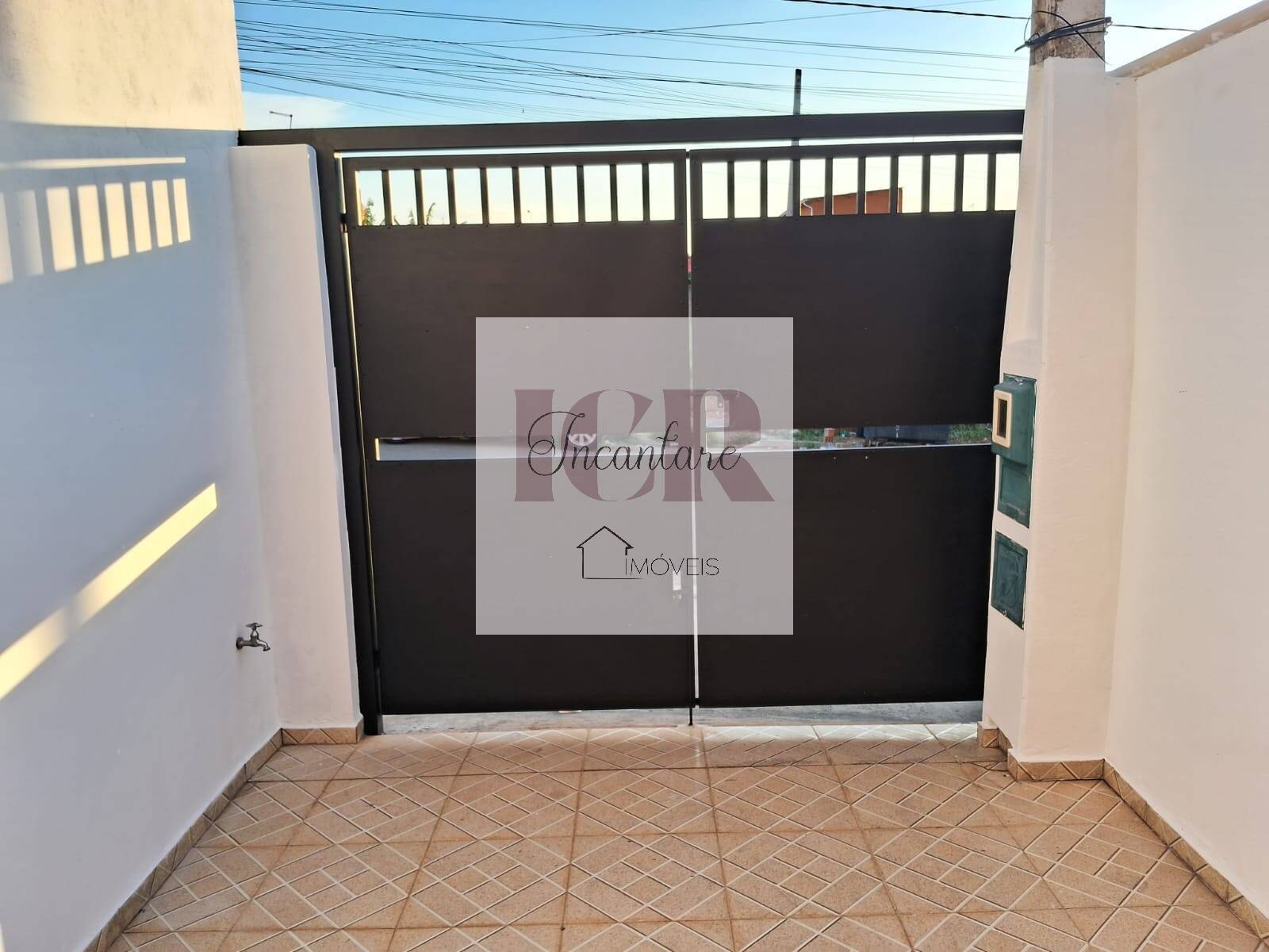 Casa à venda com 2 quartos, 72m² - Foto 16