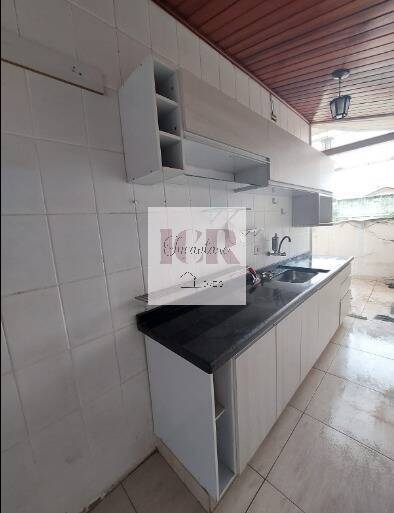 Casa à venda com 3 quartos, 118m² - Foto 8