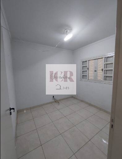 Casa à venda com 3 quartos, 118m² - Foto 11