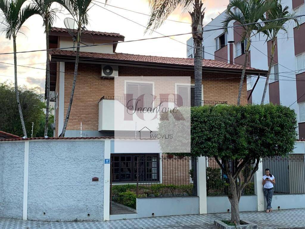 Casa à venda e aluguel com 4 quartos, 234m² - Foto 5