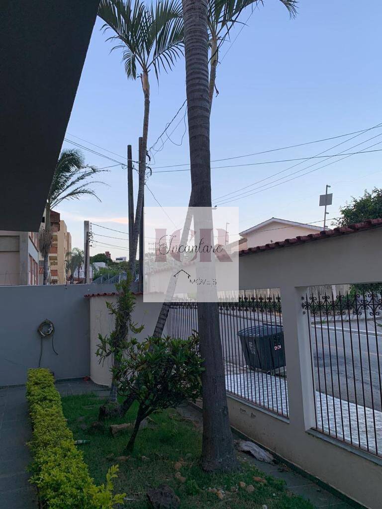 Casa à venda e aluguel com 4 quartos, 234m² - Foto 12