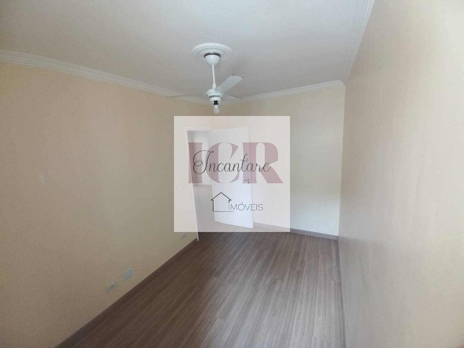 Apartamento à venda com 3 quartos, 75m² - Foto 7