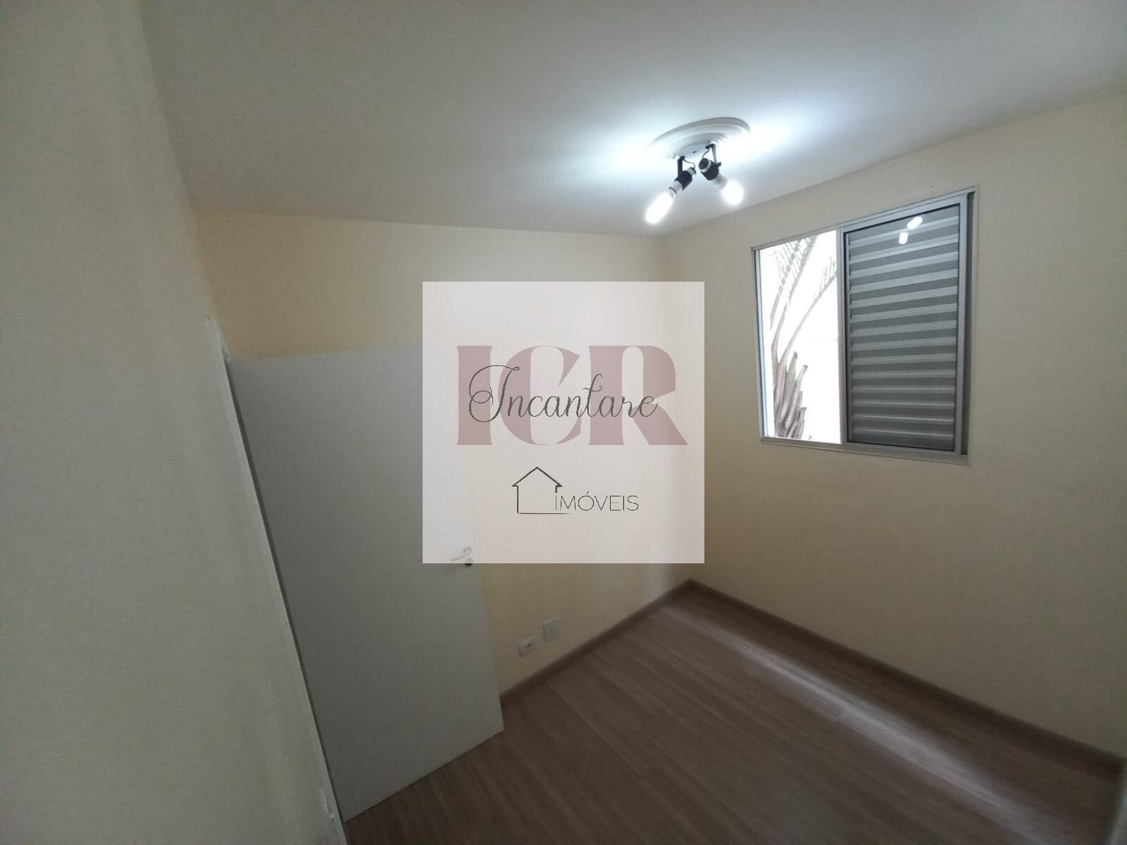 Apartamento à venda com 3 quartos, 75m² - Foto 12