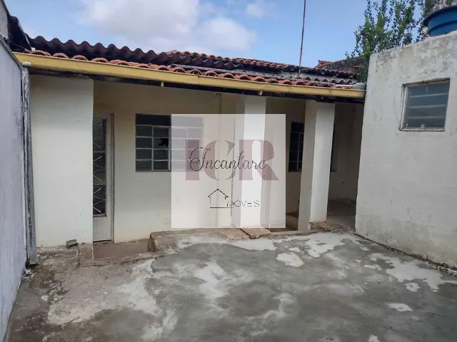 Casa à venda com 3 quartos, 122m² - Foto 2