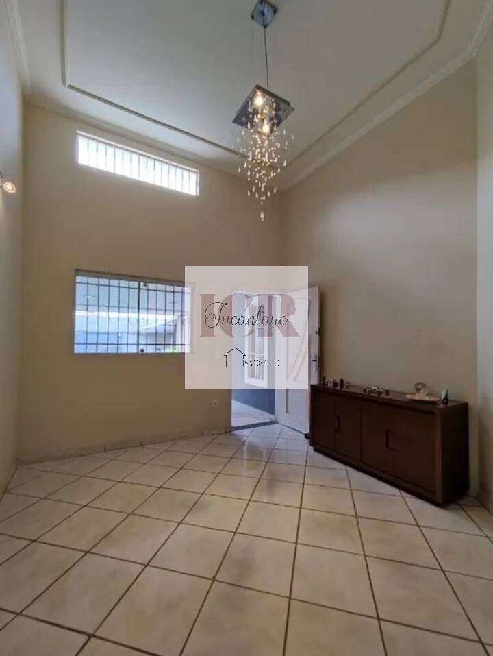 Casa à venda com 2 quartos, 110m² - Foto 14