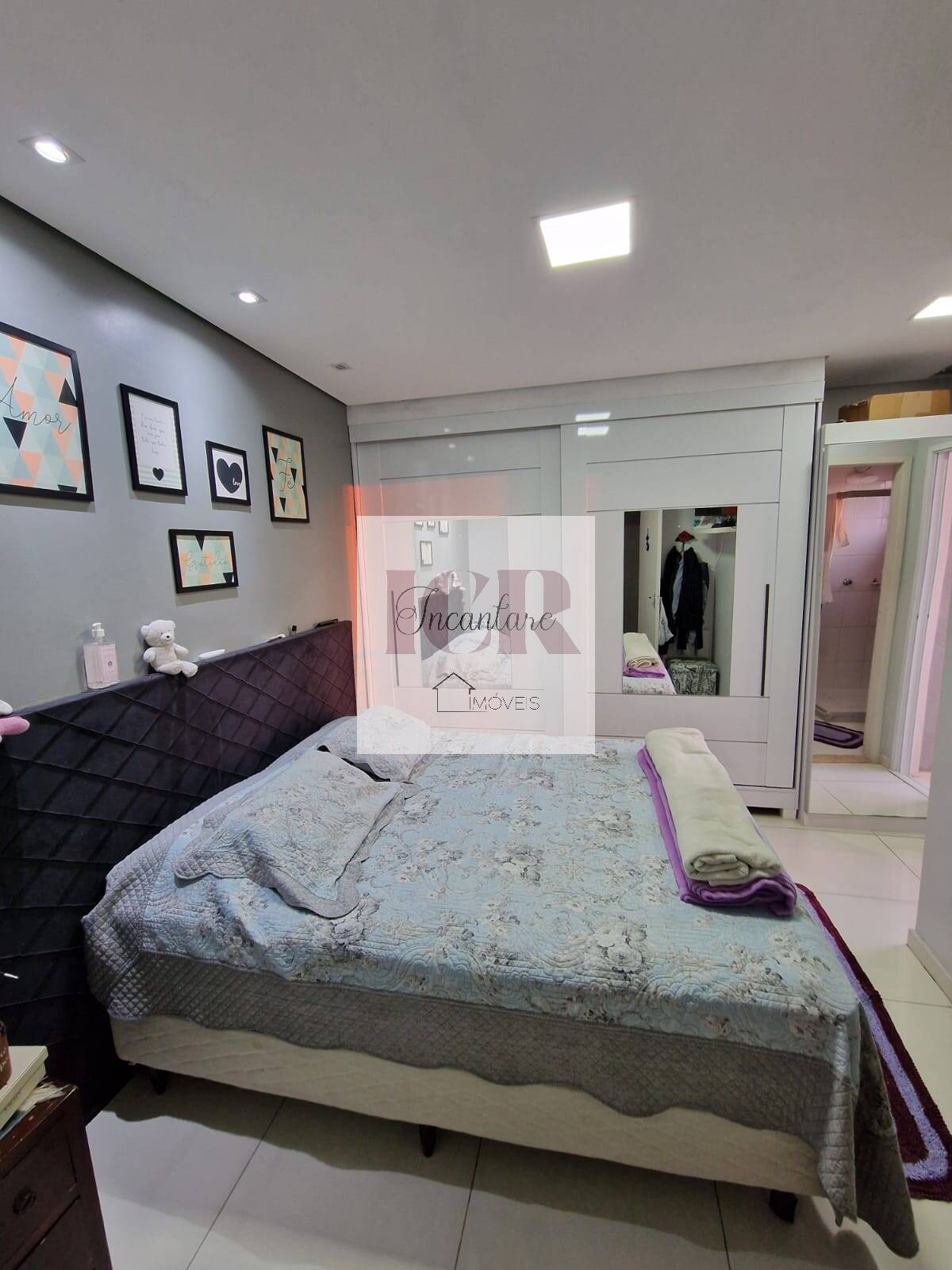 Apartamento à venda com 2 quartos, 72m² - Foto 9