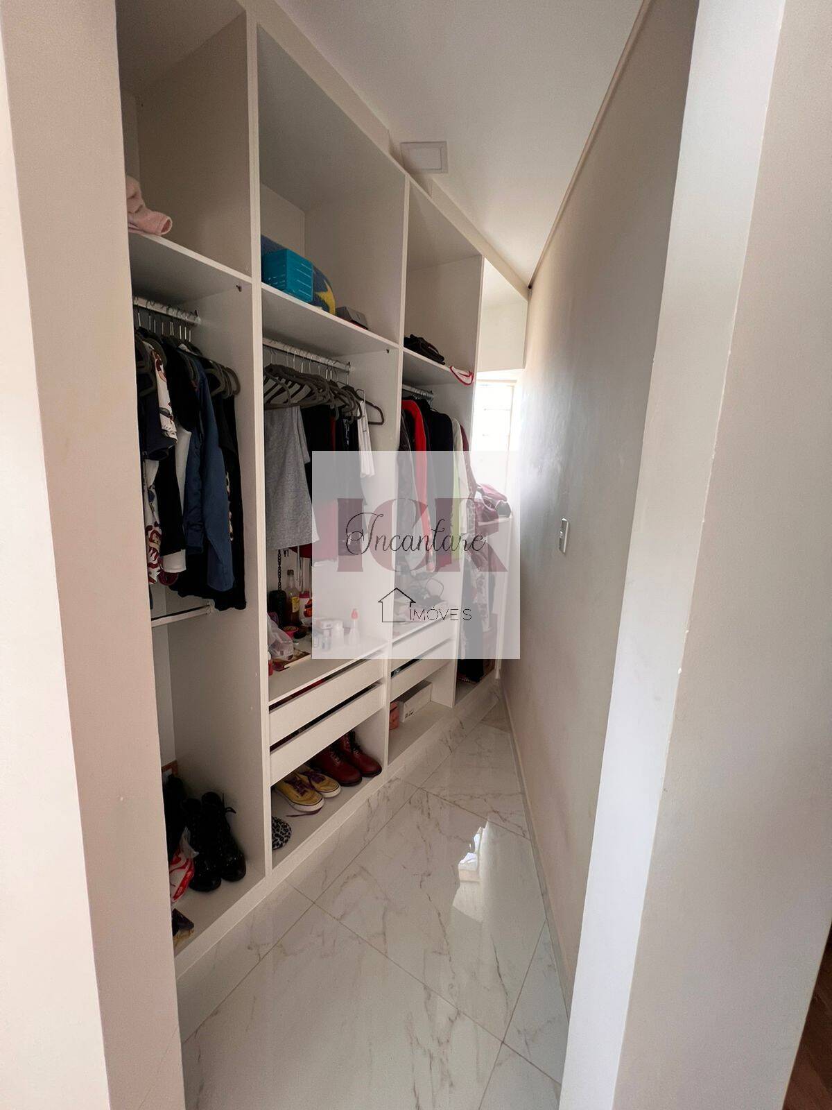 Casa de Condomínio à venda com 4 quartos, 230m² - Foto 16