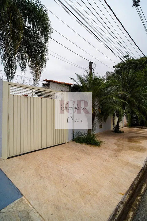 Casa à venda com 3 quartos, 195m² - Foto 4