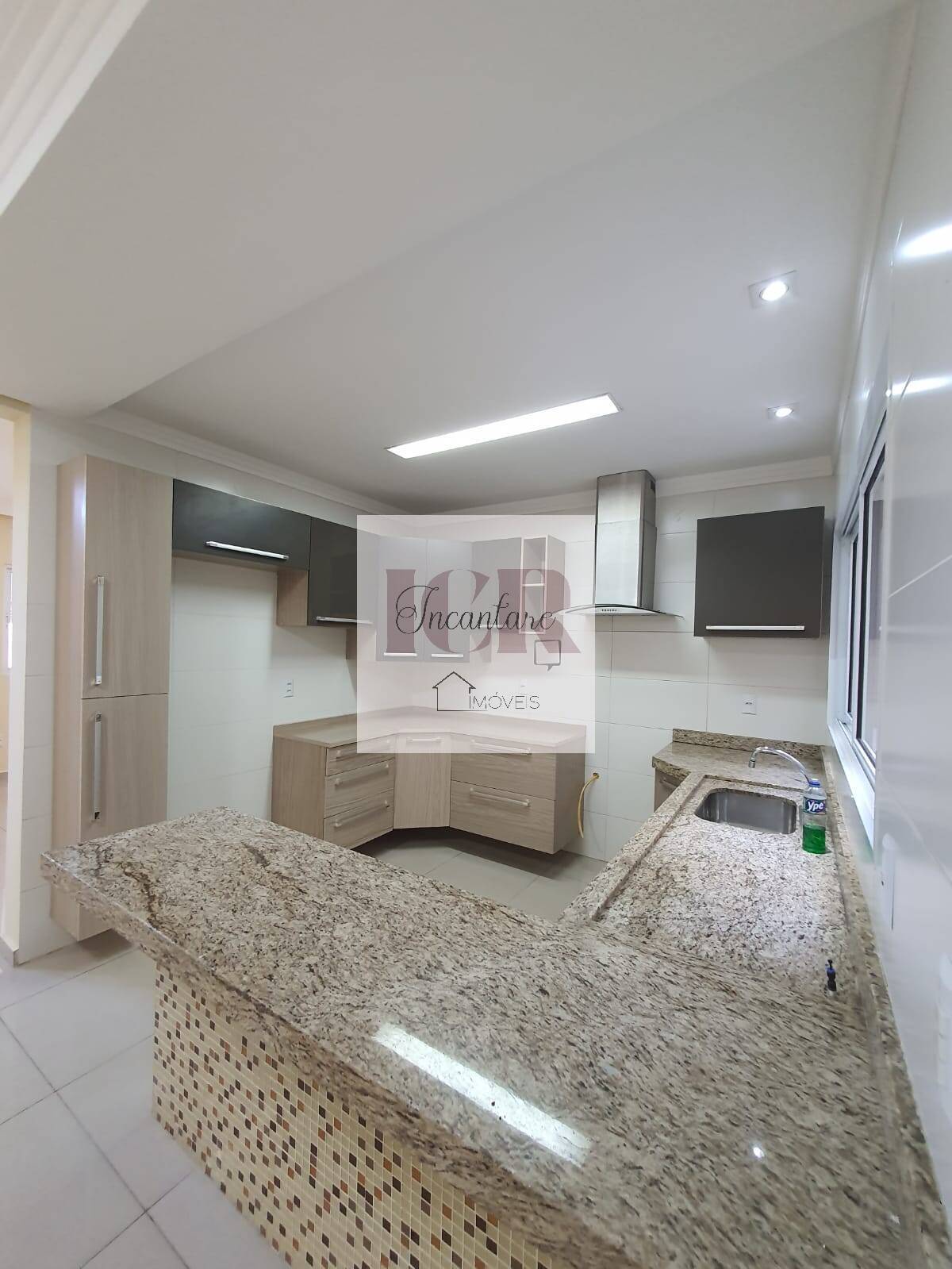 Sobrado à venda com 3 quartos, 219m² - Foto 19