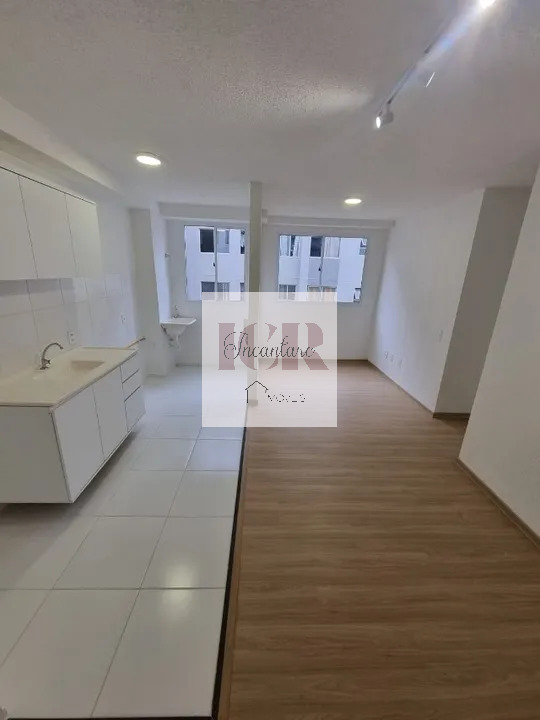 Apartamento à venda com 2 quartos, 42m² - Foto 6