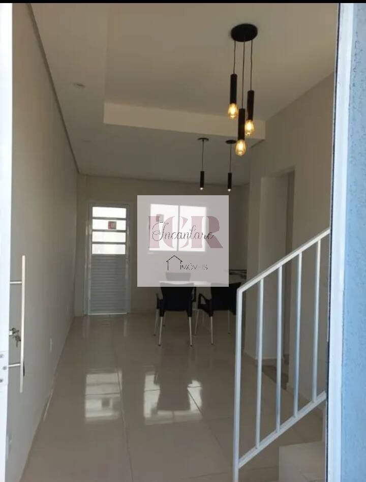 Casa à venda com 2 quartos, 56m² - Foto 3